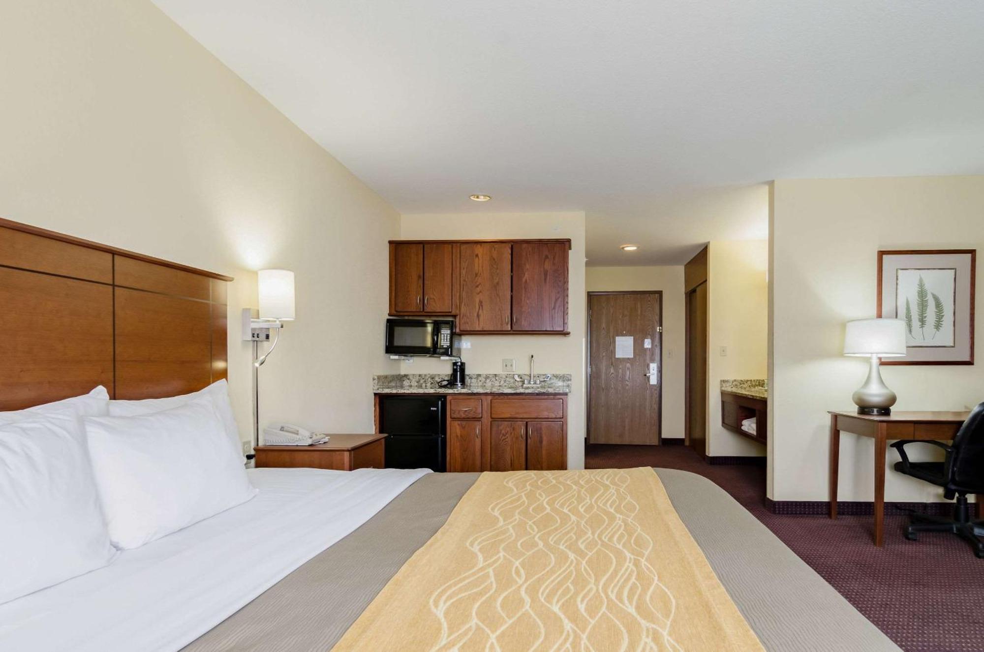 Comfort Inn Colby Kültér fotó