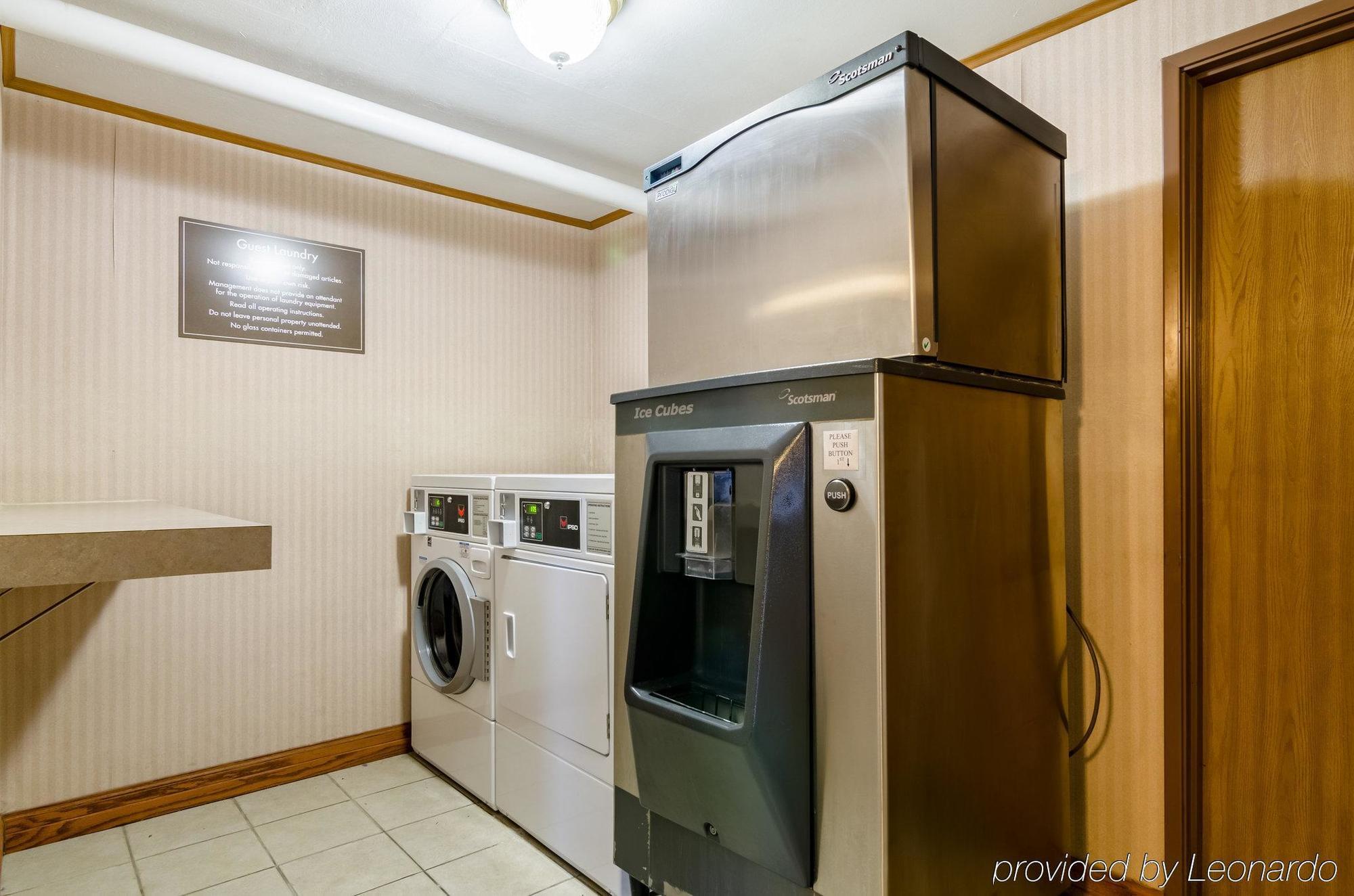 Comfort Inn Colby Kültér fotó